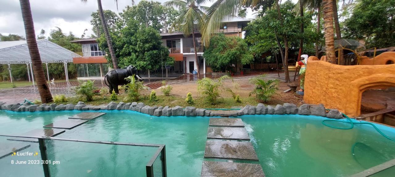 Udaya Resort Palakkad Luaran gambar